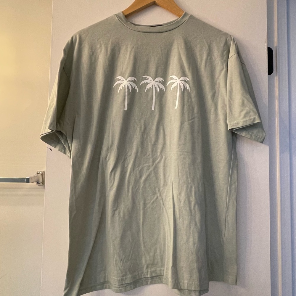 Cute shein t shirt with palm tree design